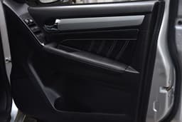 Isuzu Mu X Door Controls