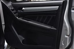 Isuzu Mu X Door Controls
