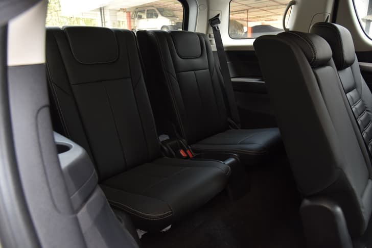 Isuzu Mu X Second Row Seats