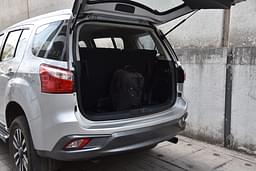 Isuzu Mu X Rear View