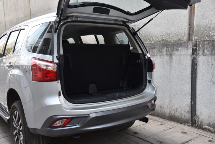 Isuzu Mu X Rear View
