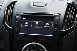 Isuzu D Max V Cross Infotainment System