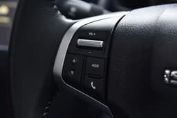 Isuzu D-Max V-Cross Steering Wheel