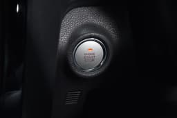 Isuzu D-Max V-Cross Keyless Start