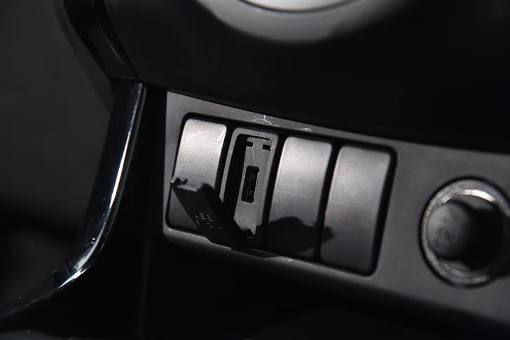 Isuzu D Max V Cross Charging Ports