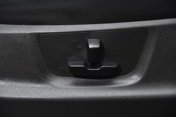 Isuzu D Max V Cross Door Controls