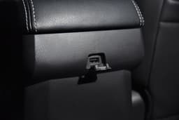 Isuzu D-Max V-Cross Charging Ports