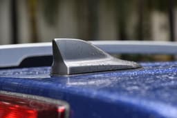 Isuzu D-Max V-Cross Antenna