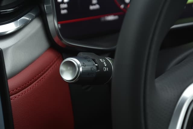 Digital Tachometer Image - 1875