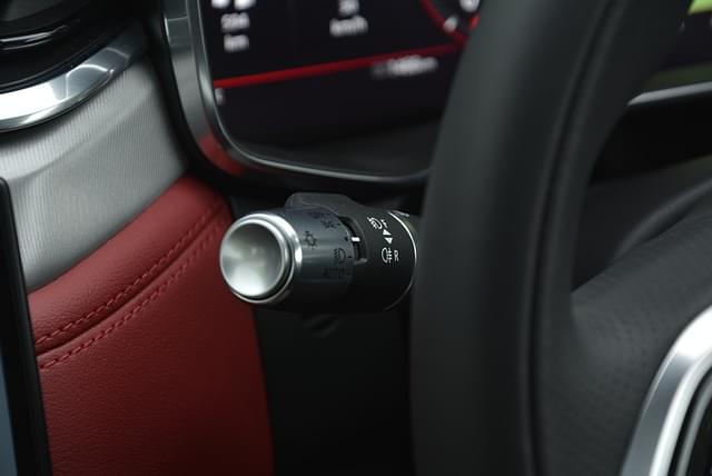Digital Tachometer Image - 1875