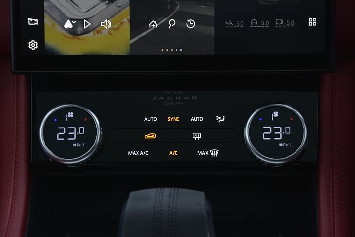 Jaguar F Pace Infotainment System