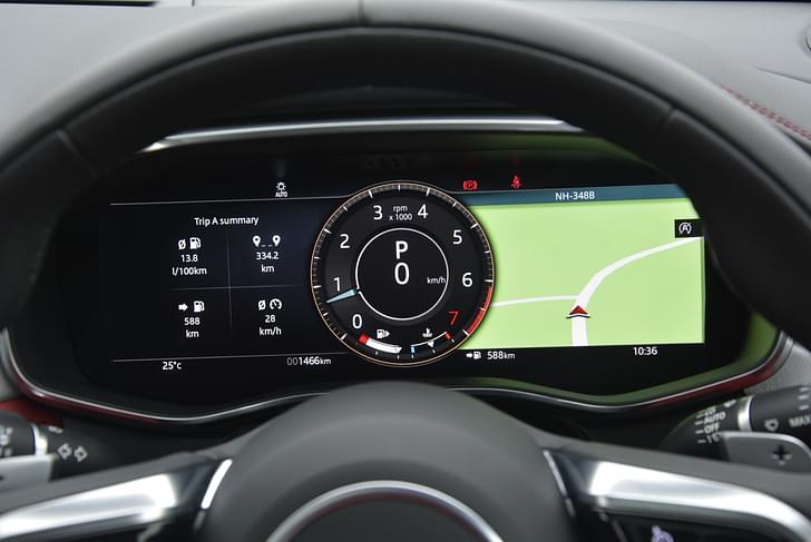 Jaguar F Pace Dashboard