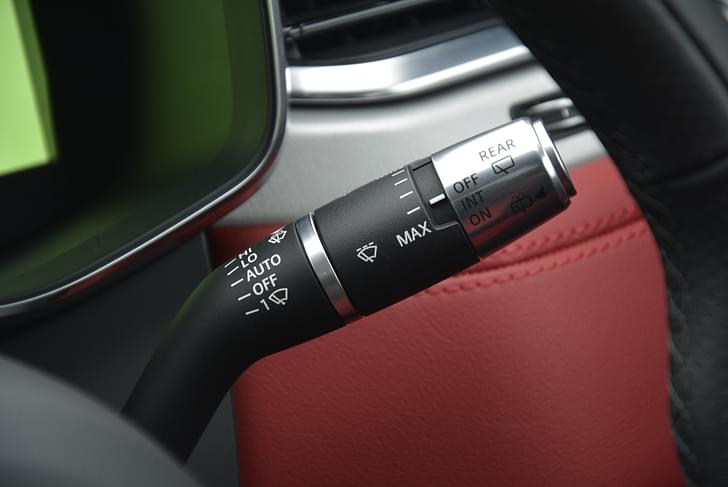 Jaguar F Pace Steering Mounted Controls