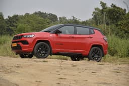 Jeep Compass Front Right Three Quarter