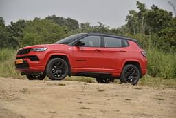 Jeep Compass Front Right Three Quarter