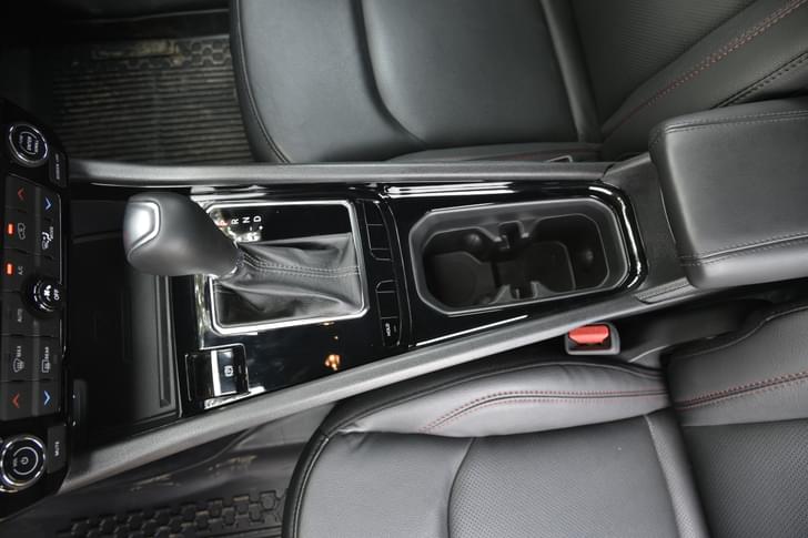 Jeep Compass Armrest