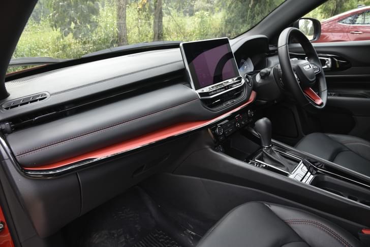 Jeep Compass Dashboard