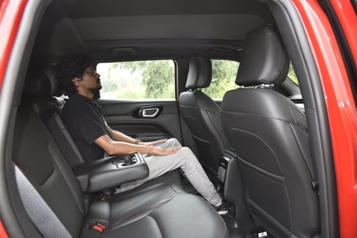 Jeep Compass Second Row Seats