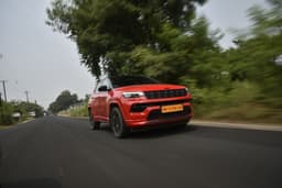 Jeep Compass Front Right Three Quarter
