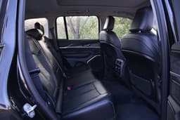 Jeep Grand Cherokee Second Row Seats