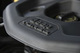 Jeep Grand Cherokee Closed Bonnet