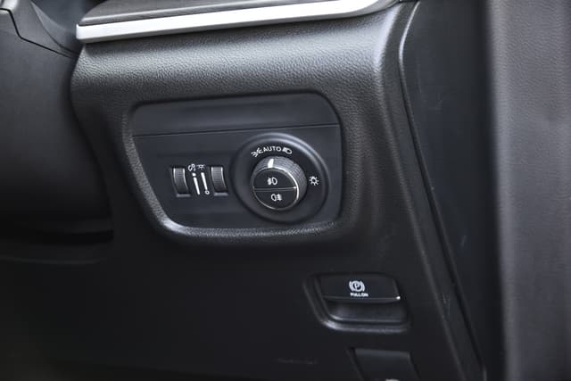 Door Controls Image - 11008