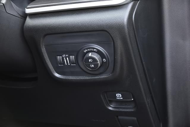 Door Controls Image - 11008