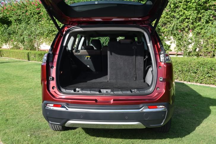 Jeep Meridian Rear View