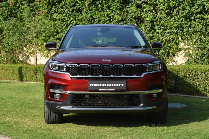 Jeep Meridian Front View