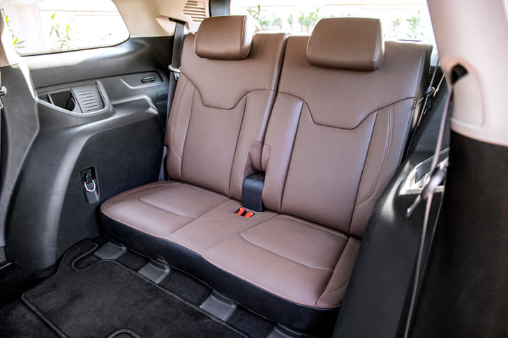 Jeep Meridian Second Row Seats