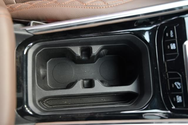 Console Storage Image - 5545