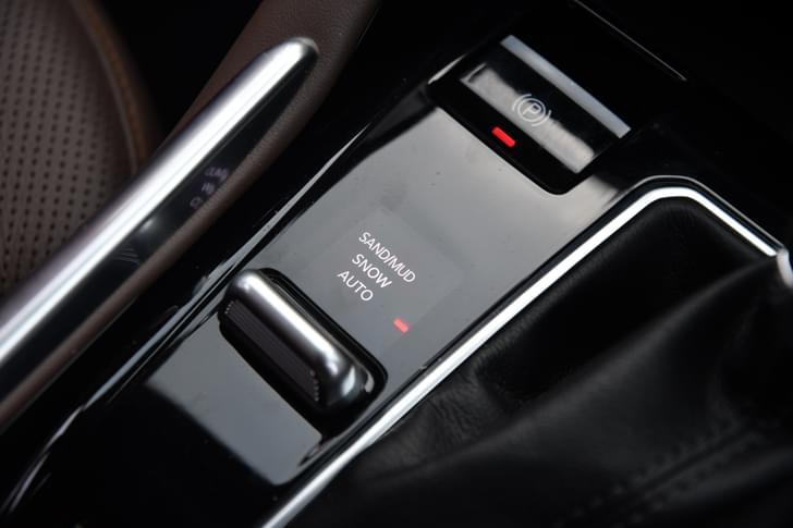 Jeep Meridian Console Storage