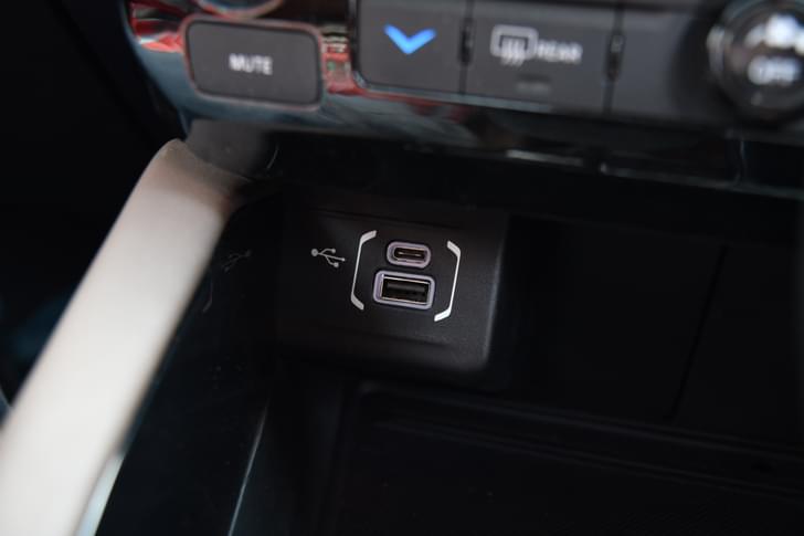 Jeep Meridian Charging Ports