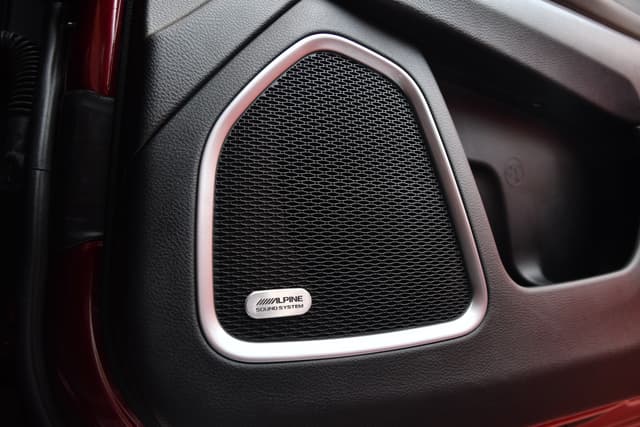 Speakers Image - 5557