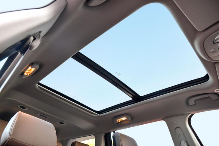 Jeep Meridian Car Roof