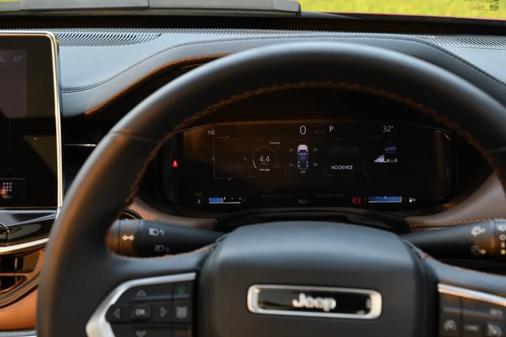 Jeep Meridian Dashboard