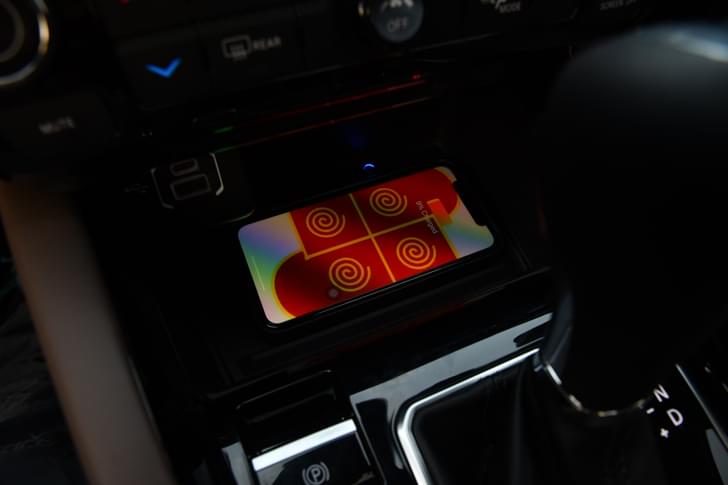 Jeep Meridian Charging Ports