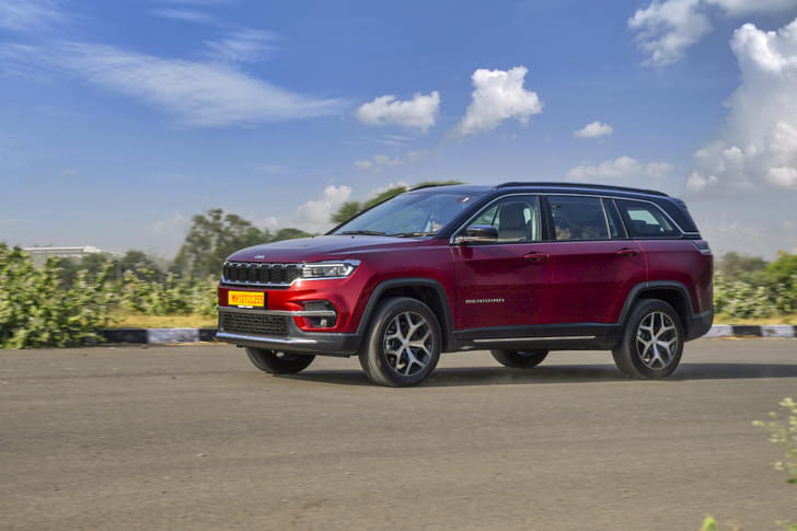 Jeep Meridian Front Right Three Quarter