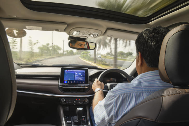 Jeep Meridian Dashboard