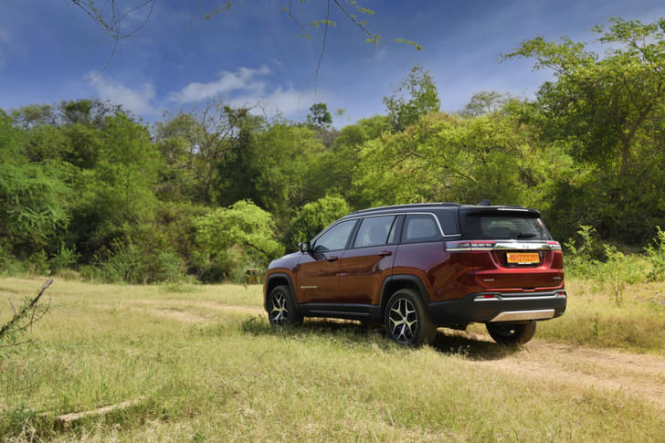 Jeep Meridian Rear View
