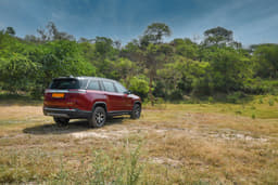 Jeep Meridian Rear View