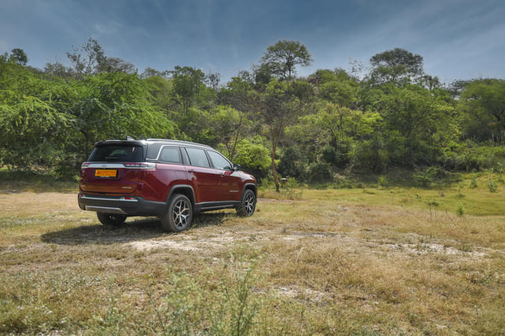 Jeep Meridian Rear View