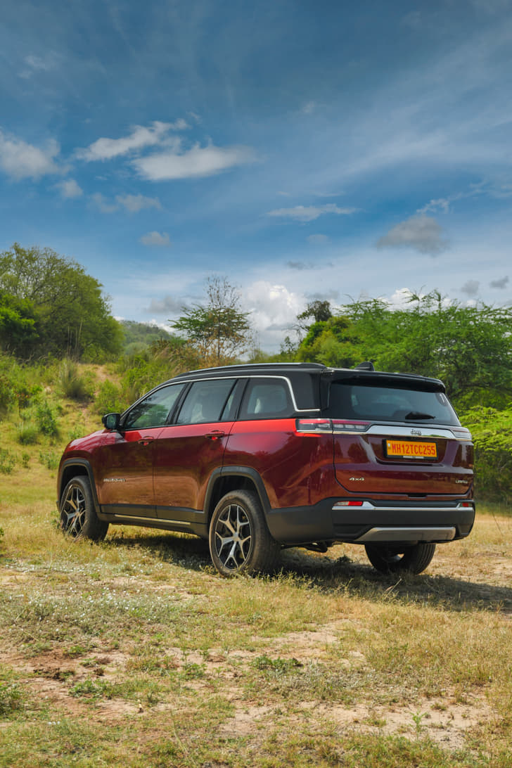 Jeep Meridian Rear View