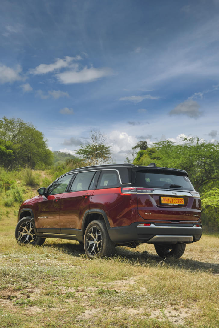 Jeep Meridian Rear View