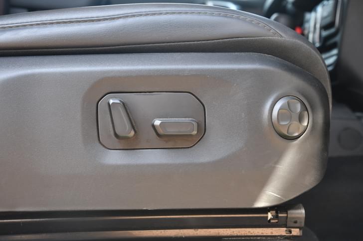 Jeep Wrangler Front Row Seats