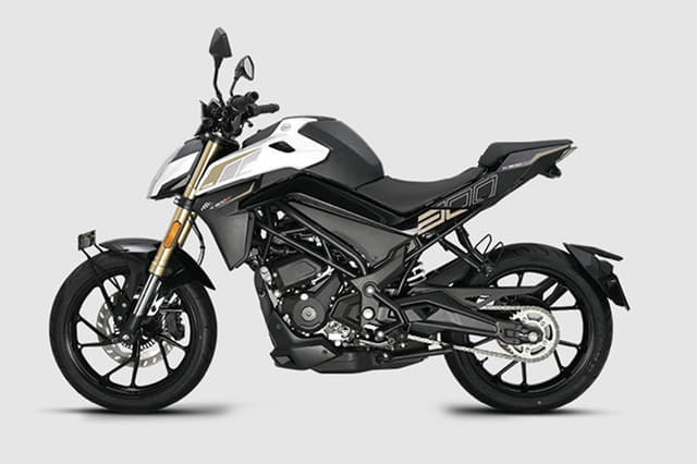 Front Right Three Quarter Image - 31270