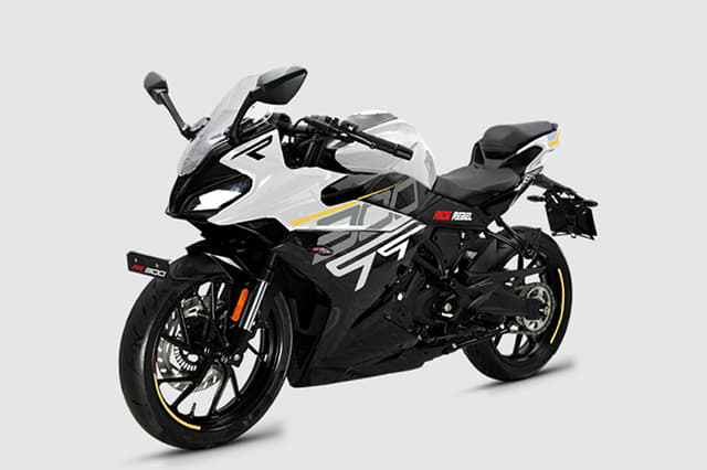 Front Left Three Quarter Image - 31283