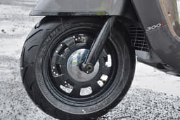 Keeway Sixties 300i Color Black, Grey