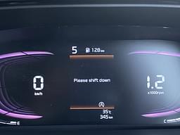 Kia Carens Dashboard