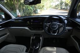 Kia Carens Dashboard
